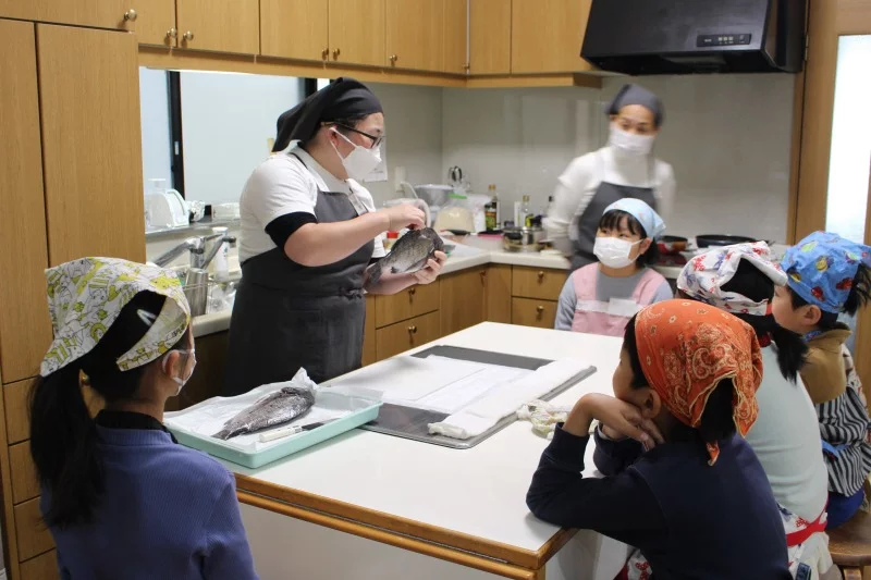 神戸産食材コラボクッキングクラス五感で学ぶ「子ども料理教室」×神戸